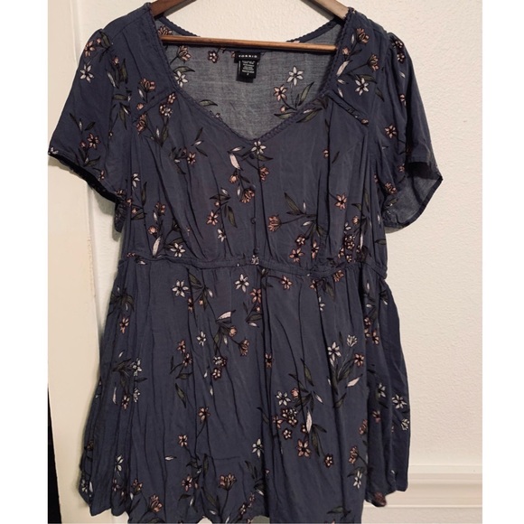 torrid Tops - TORRID Shirt, floral SIZE 2